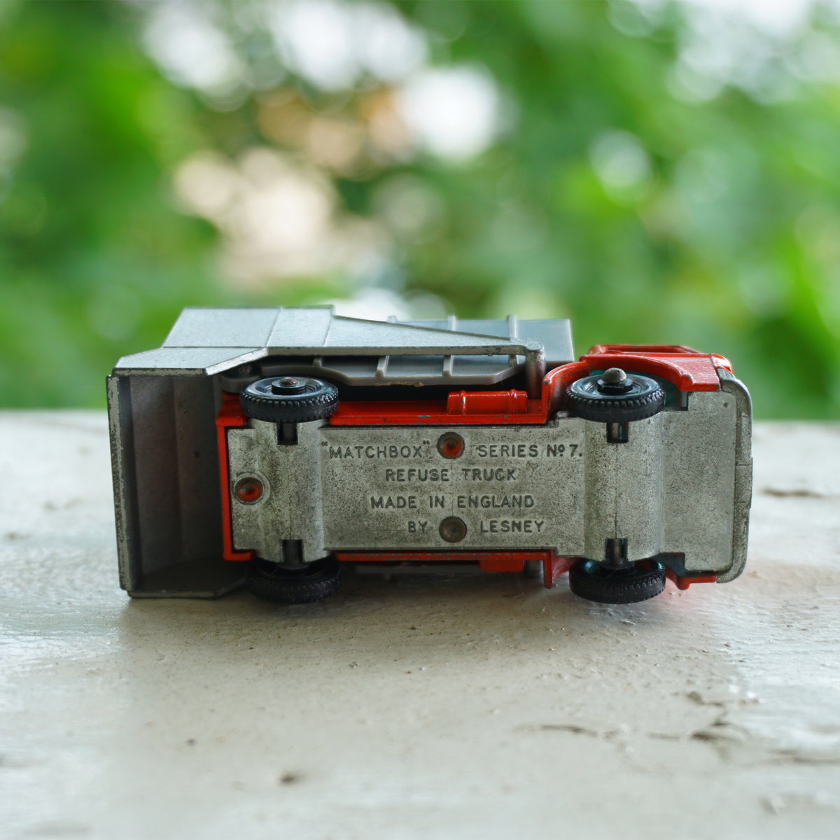 1966 Vintage MATCHBOX No. 7 Red and Grey Ford Refuse Truck. Made in E Sustainable Deco Inc