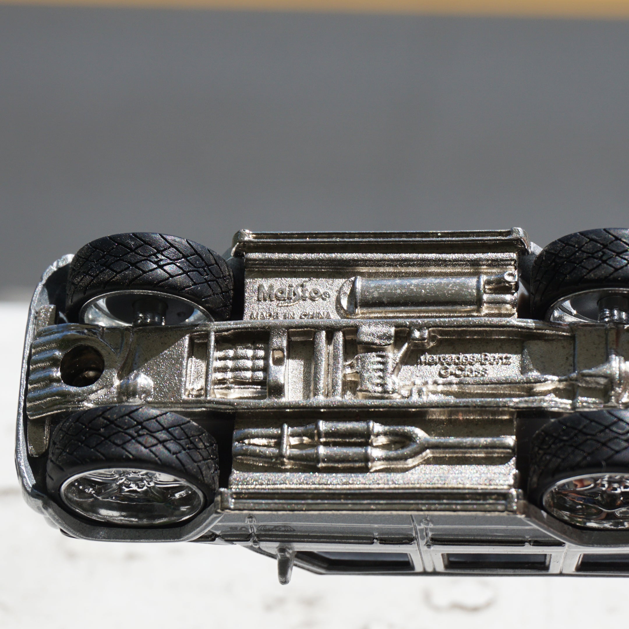Vintage Diecast MAISTO Silver Mercedes Benz G Class Model Toy Car. 1 6 Sustainable Deco Inc
