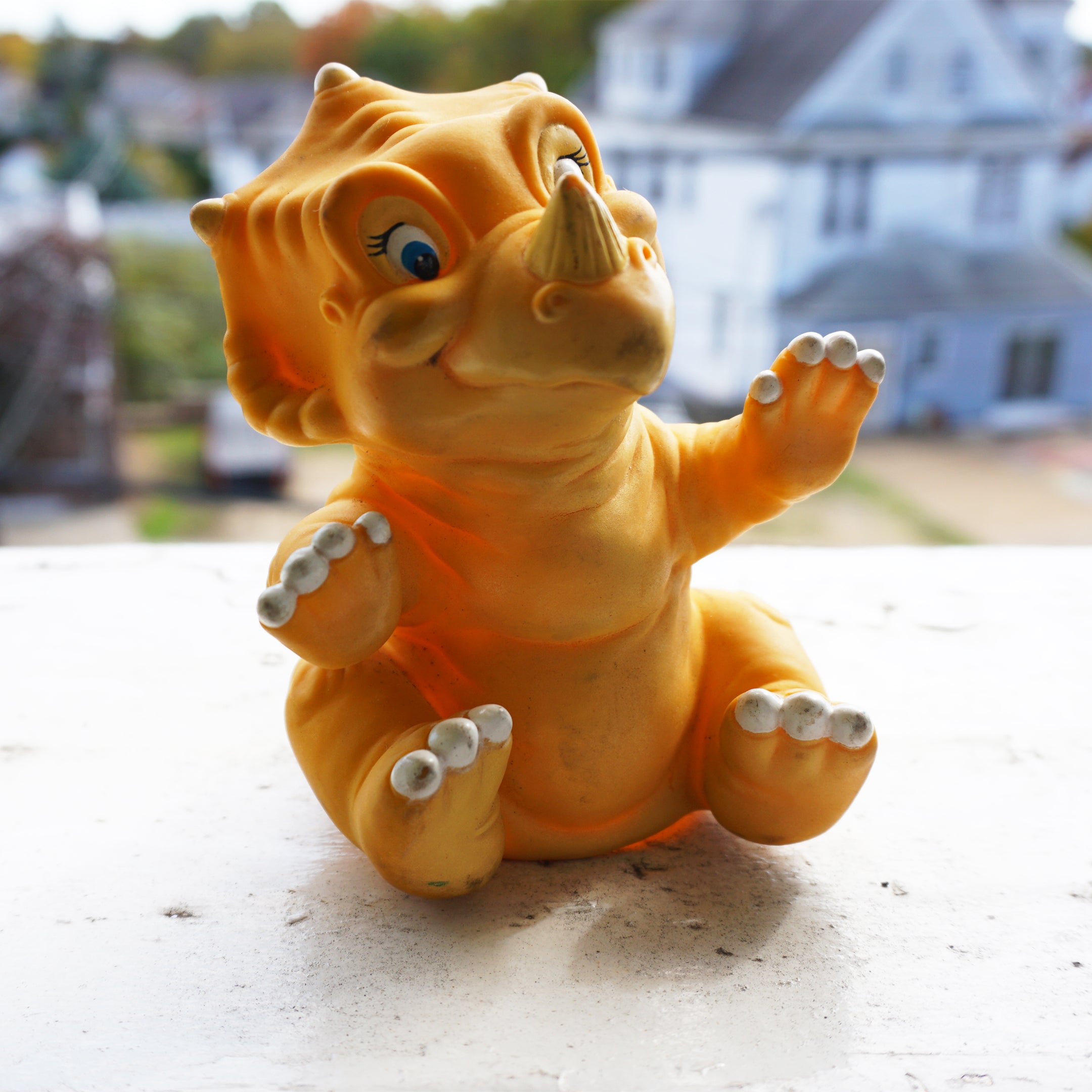 1988 Set of 2 Vintage LAND BEFORE TIME Ducky + Cera Rubber Hand Puppet Character