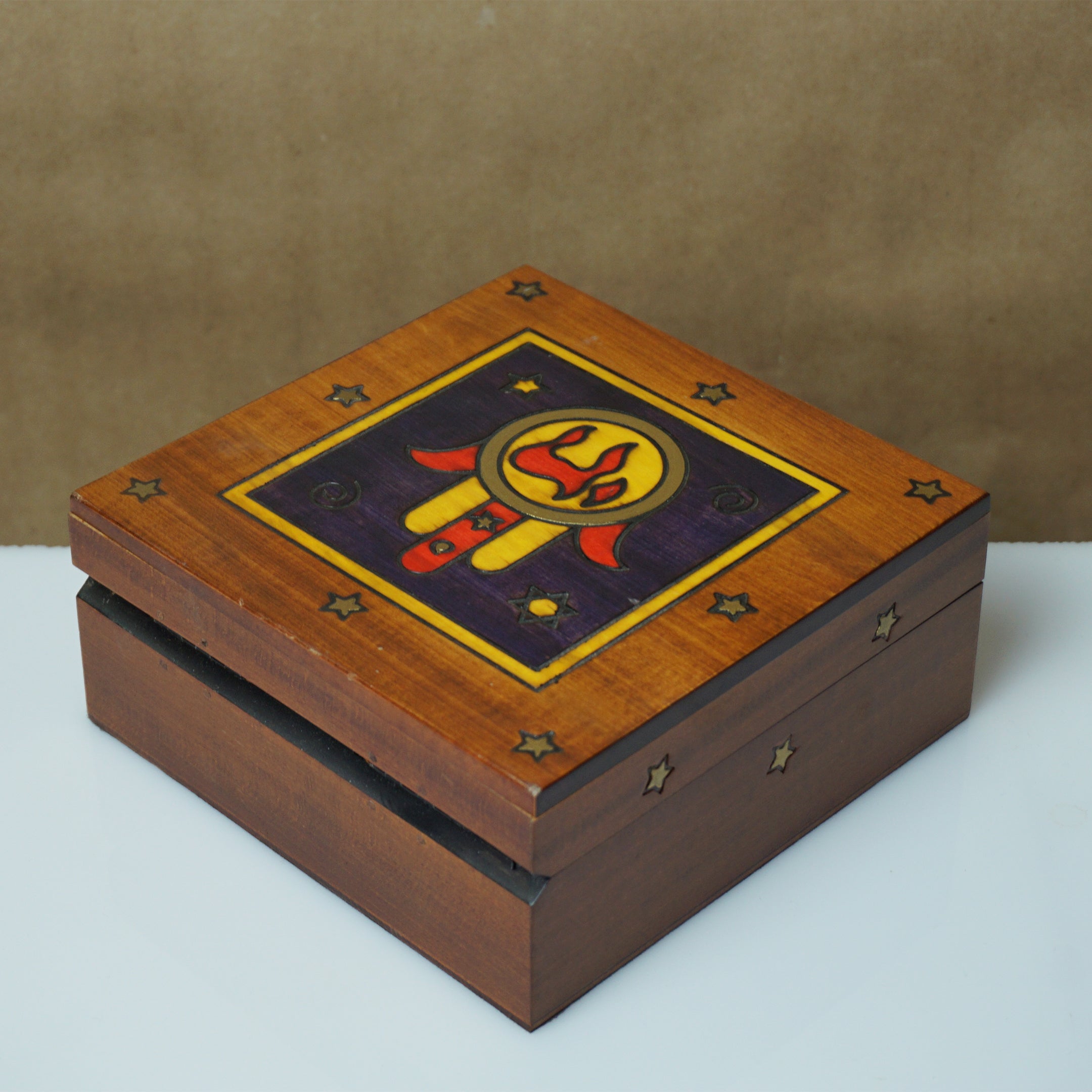 Handcrafted ENCHANTED WORLD of BOXES Q-20 Chai within a Hamsa Linden Wood Box