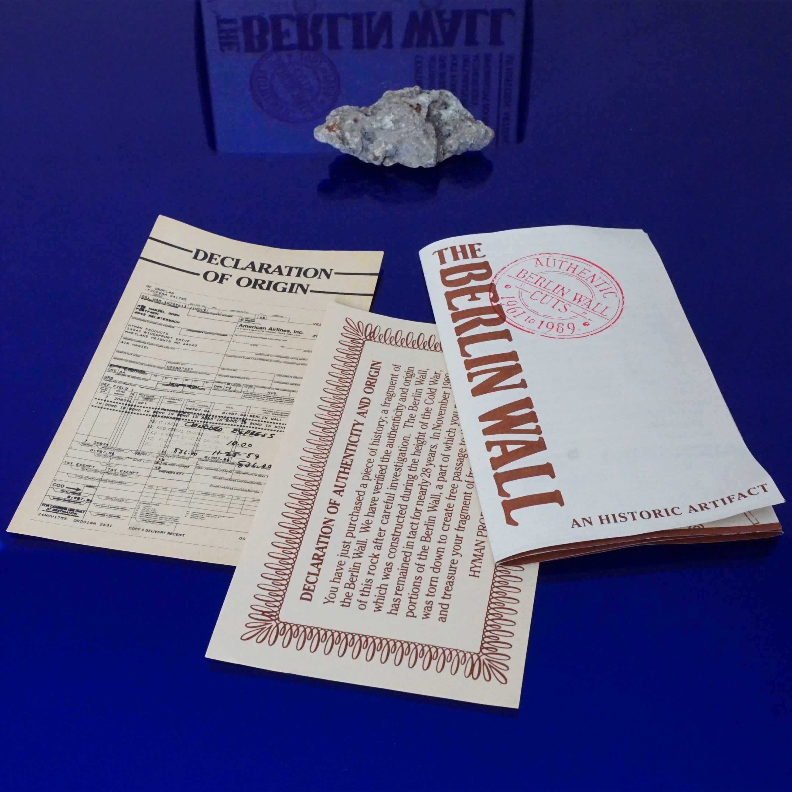 1989 Hyman Products Authentic BERLIN WALL Cuts Historical Artifact.