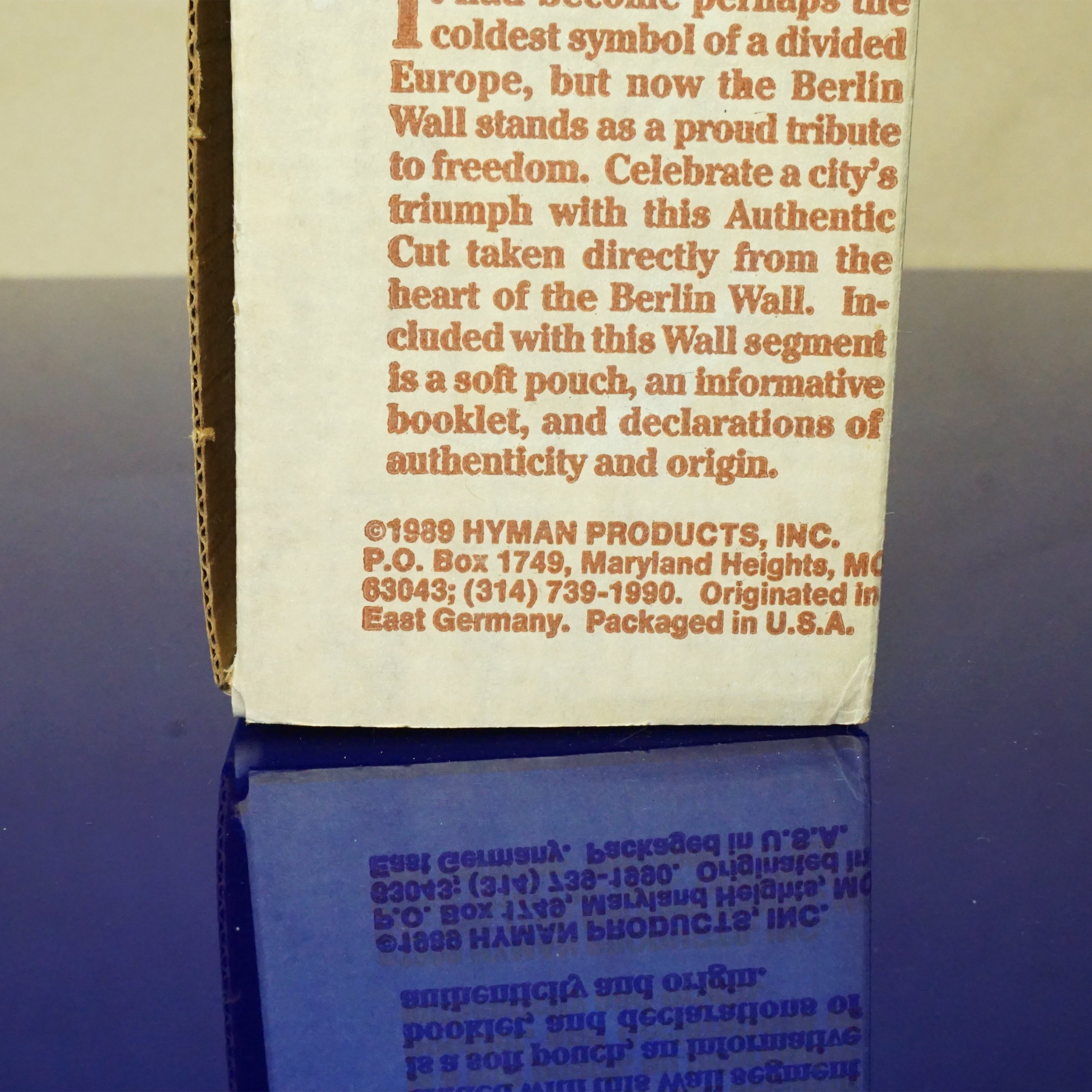 1989 Hyman Products Authentic BERLIN WALL Cuts Historical Artifact.