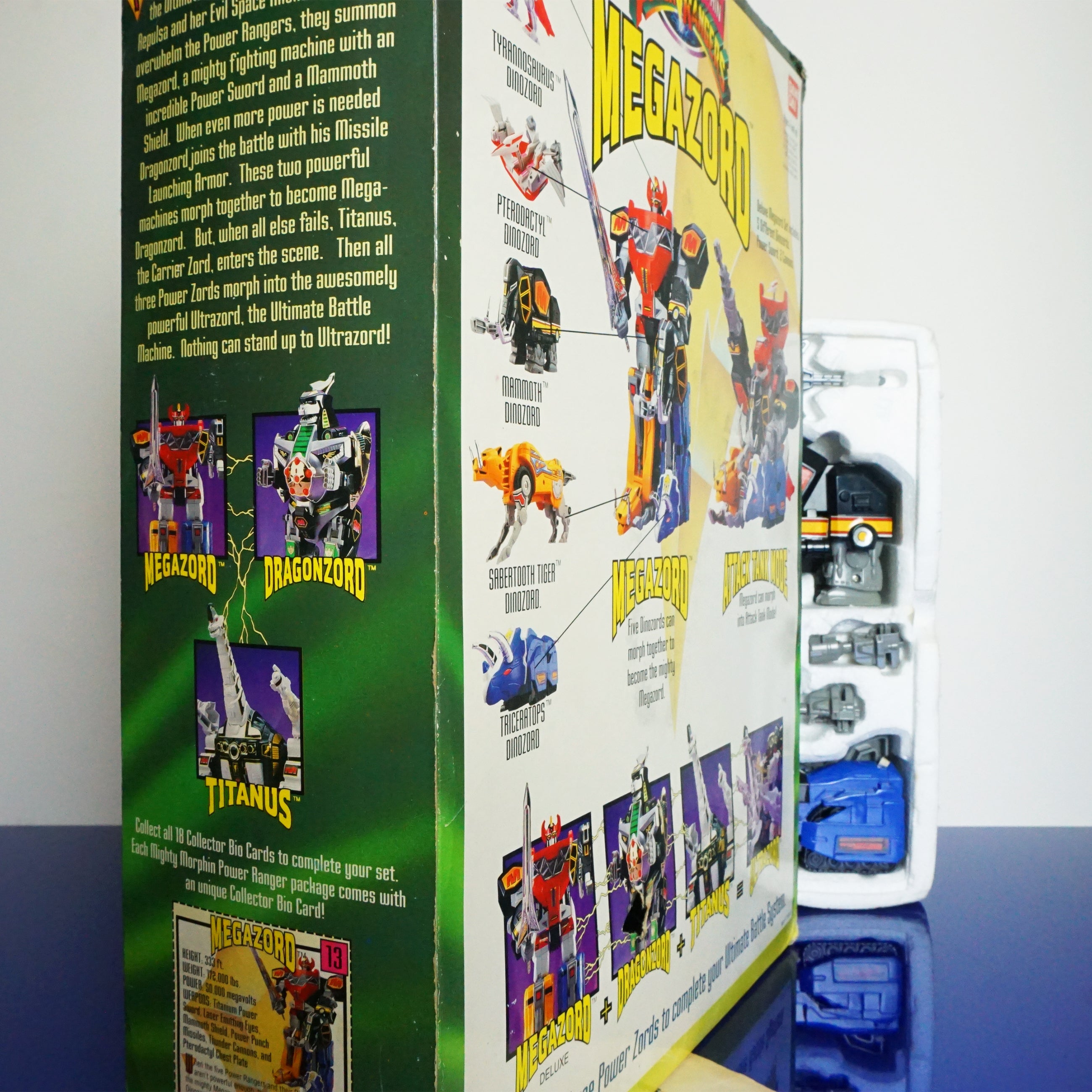 1993 Vintage BANDAI 2260 Mighty Morphin Power Rangers Deluxe Set Megazord