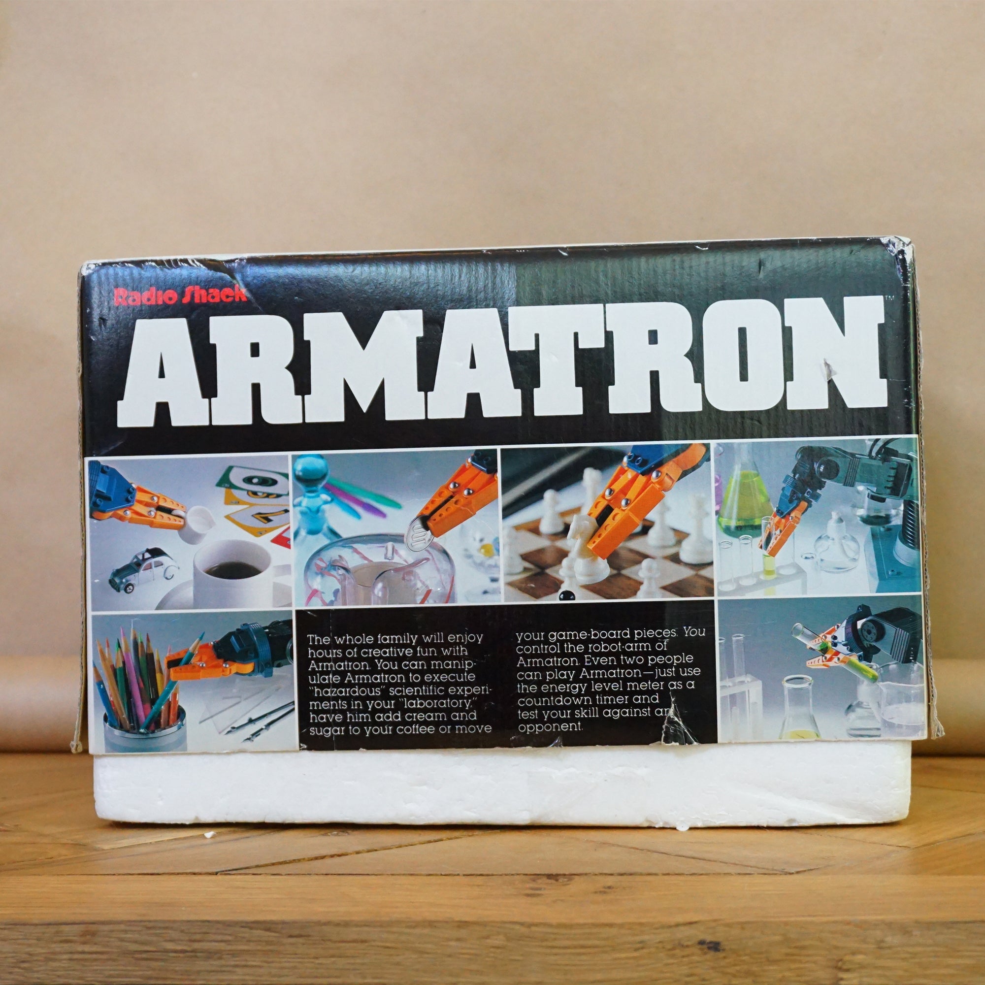 1980s Vintage RADIO SHACK Armatron Robotic Arm Game No. 60-2364. Made in Japan by Tandy.