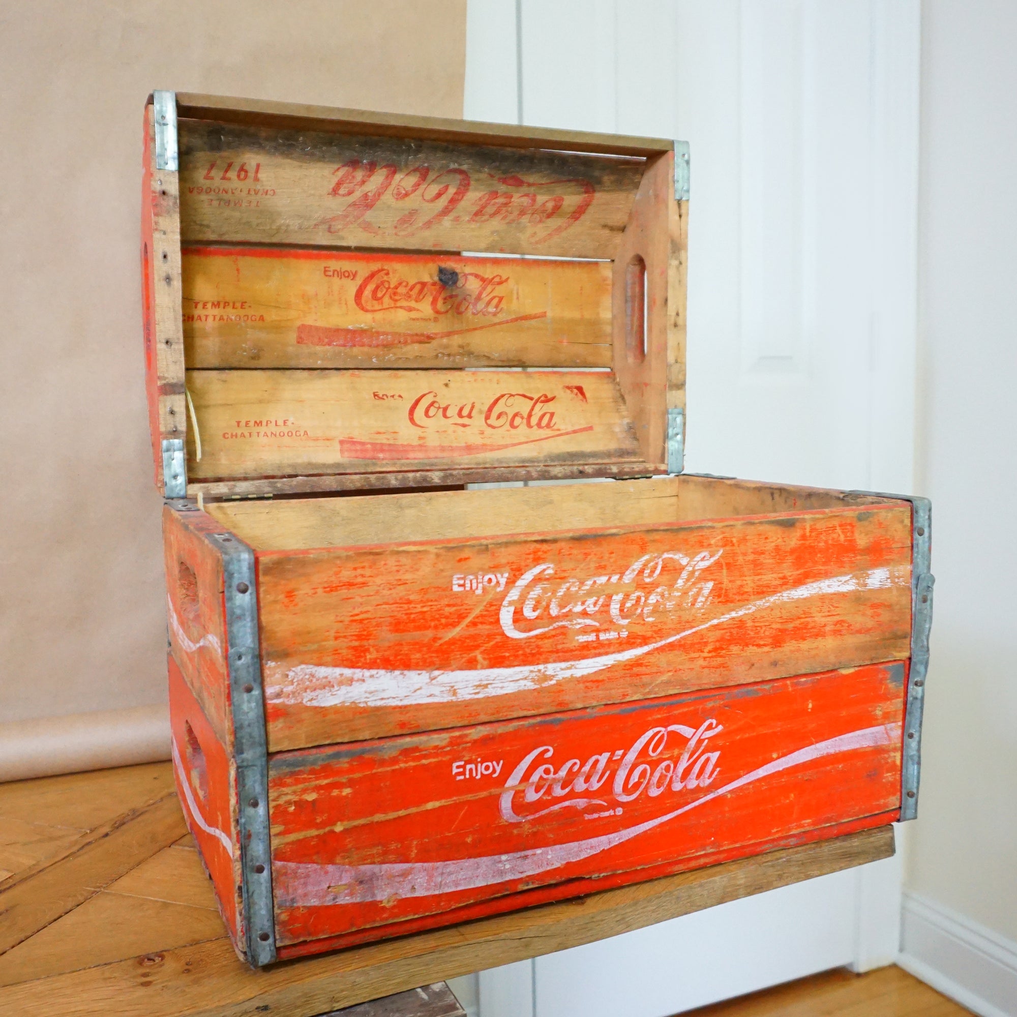 1977 Vintage COCA-COLA Temple-Cattanooga Wooden Case / Crate / Box