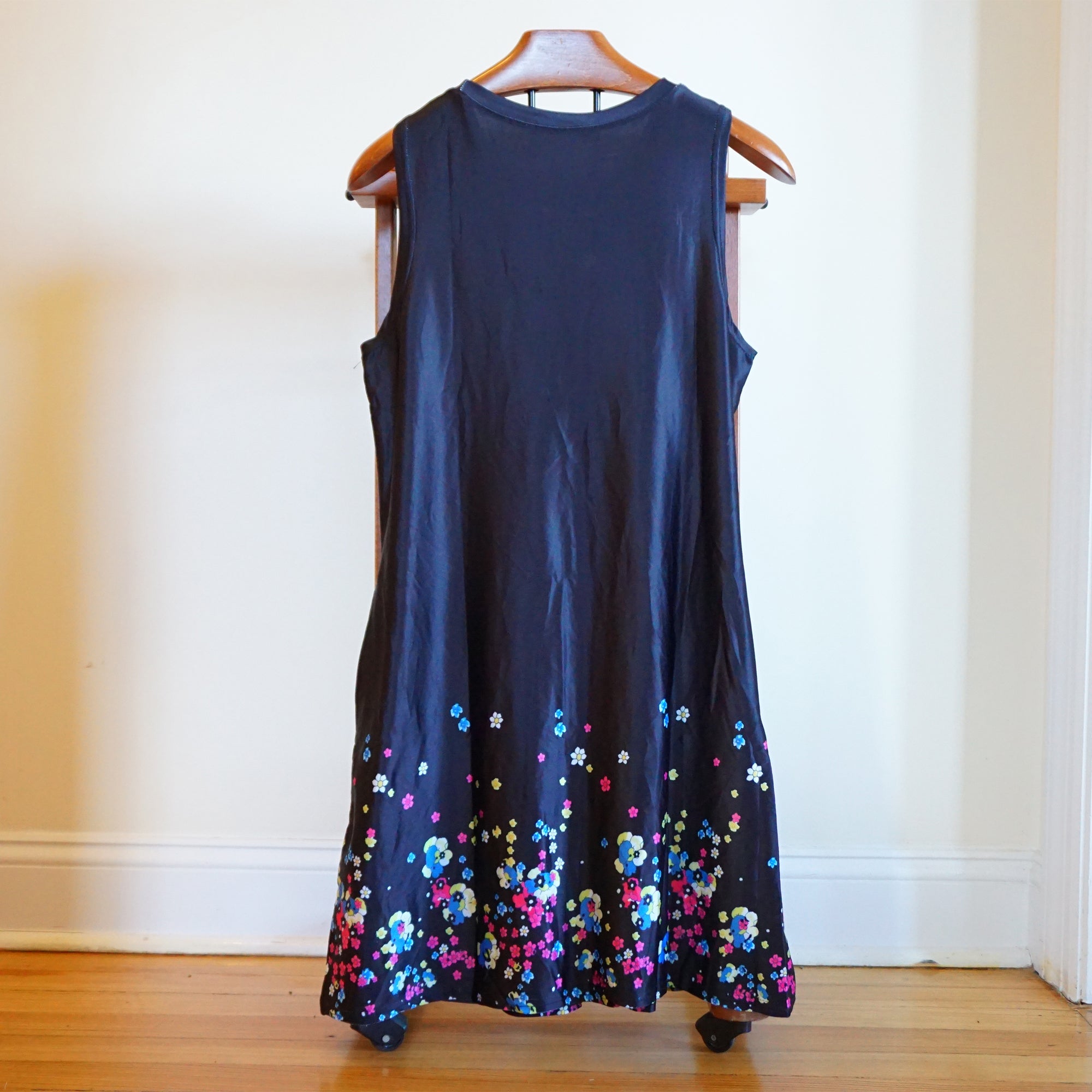 SHEILAY Women Sleeveless Dress Floral Print Round Neck Pocket Loose Casual Mini Dress