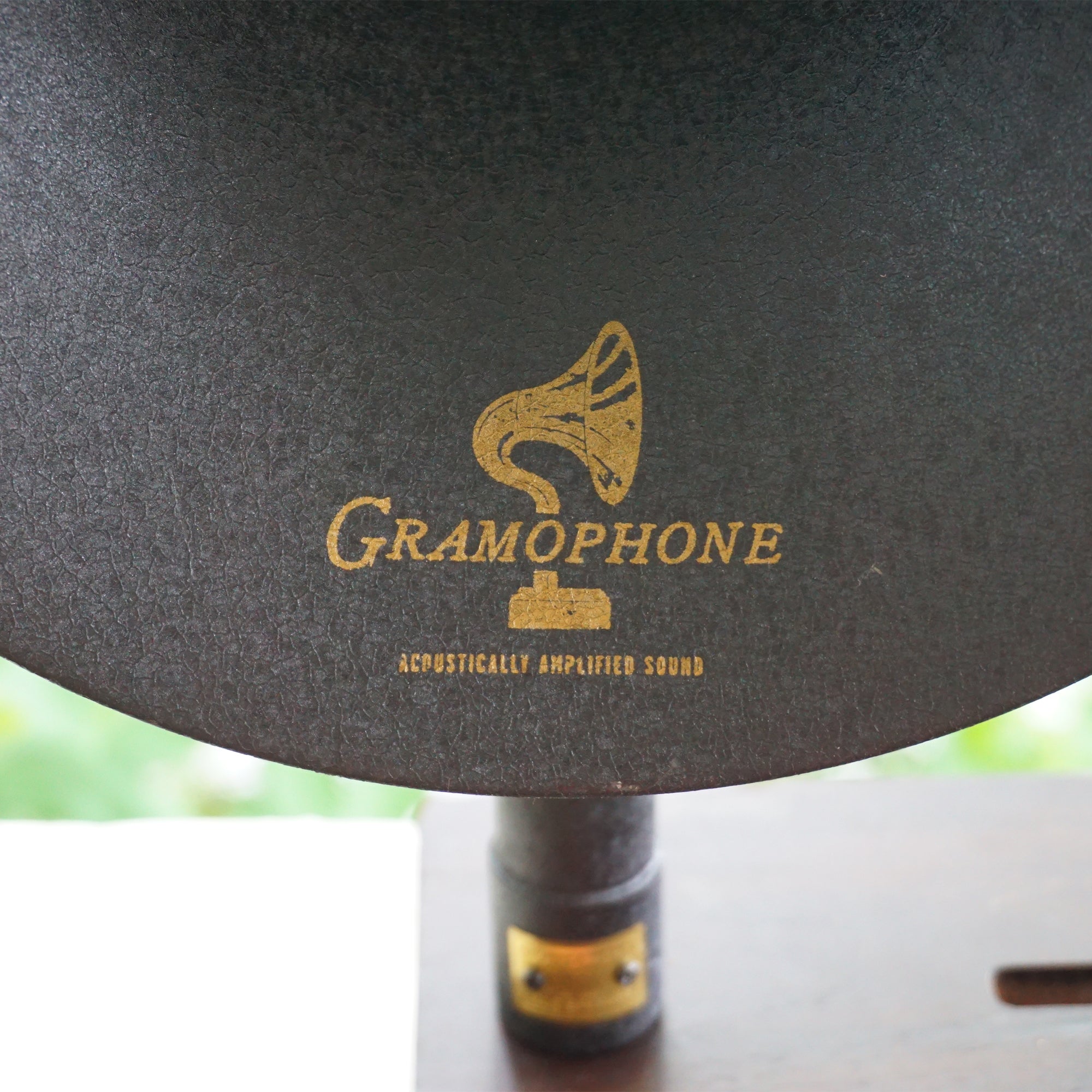 2014 RH Walt Gramophone Iphone. Acoustically Amplified Sound. Model 3605-0808.