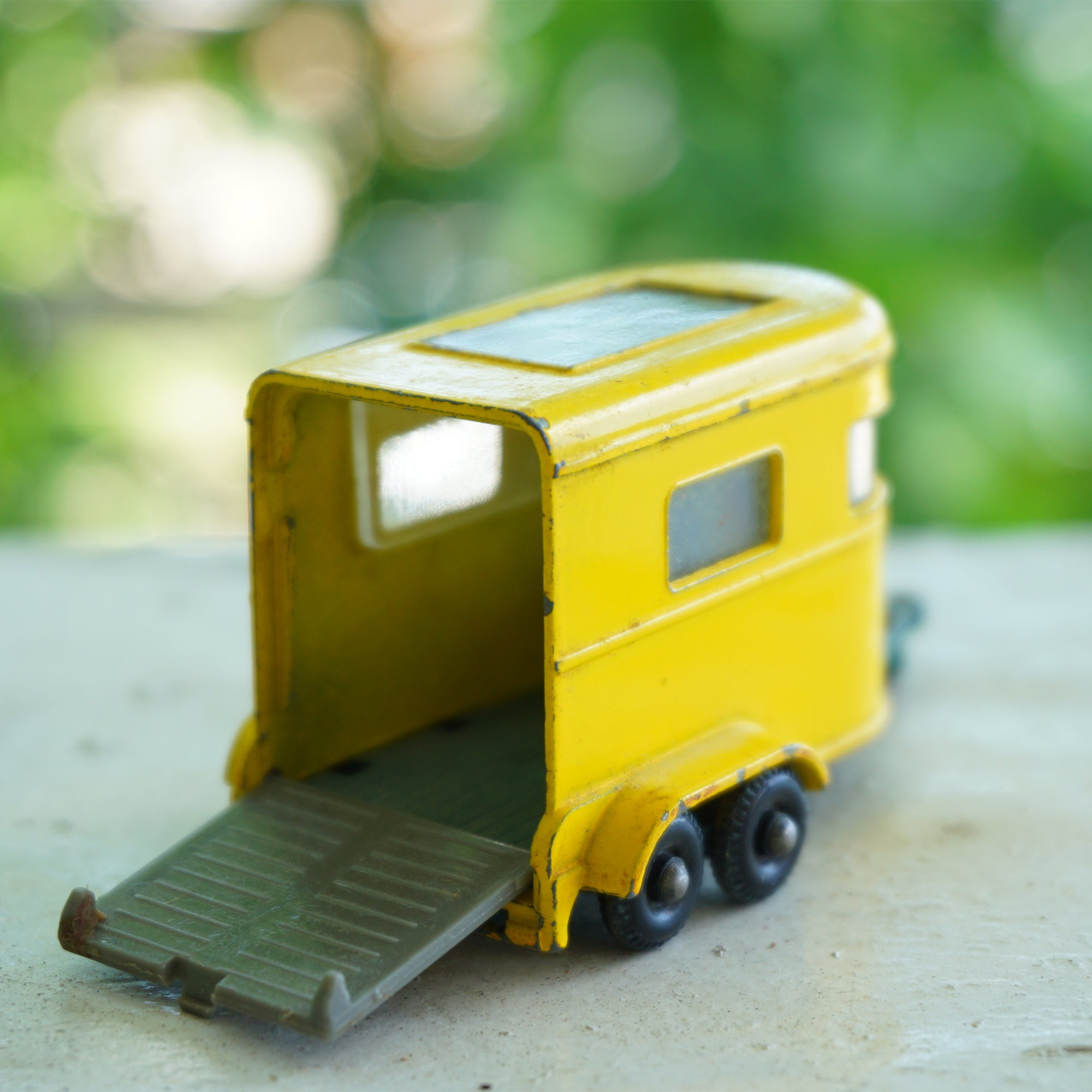 1968 Vintage Diecast MATCHBOX Series No. 43 Pony Trailer. Made in England by Lesney.