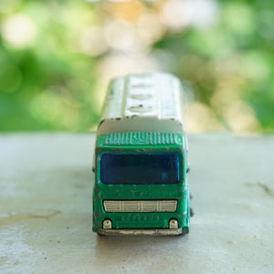 1968 Vintage Diecast MATCHBOX Series No. 32: Leyland Petroleum Tanker. Made in England by Lesney.