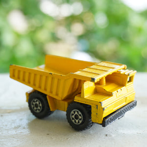 1976 Vintage MATCHBOX Superfast No. 58: Faun Dump Truck. Made in England by Lesney...
