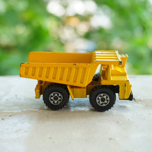 1976 Vintage MATCHBOX Superfast No. 58: Faun Dump Truck. Made in England by Lesney...