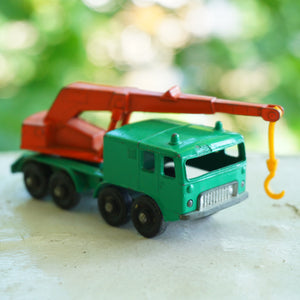 1965 Vintage Diecast MATCHBOX Series No. 30: 8 Wheel Crane