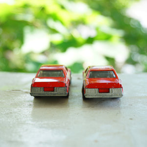 1981 Lot of 2 Vintage HOT WHEELS Frontrunnin' Fairmont 27 Fireball Jr. Cars. Made by Mattel, Inc.