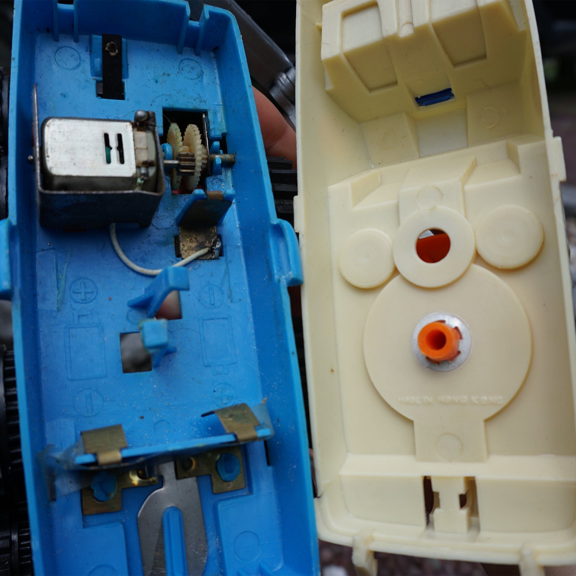 1970s Rare Vintage SPACE ROVER #4 Space Craft Grabber Climbing 8-Wheel Vehicle