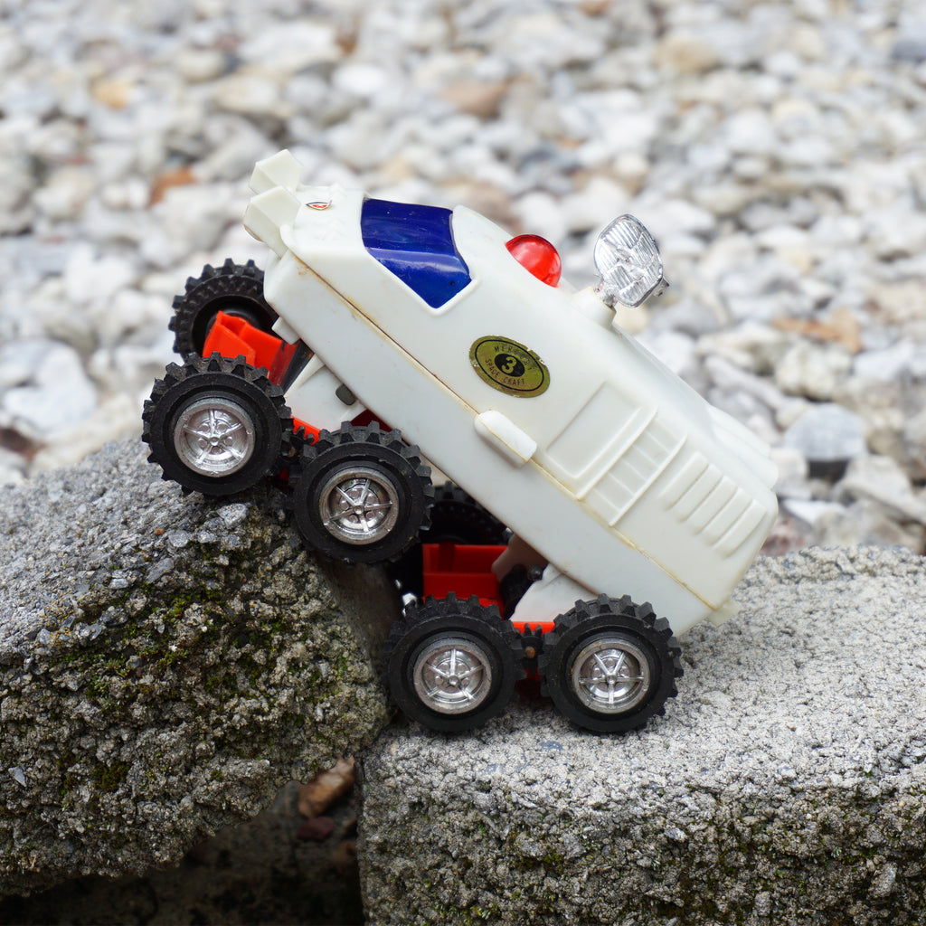 1970s Rare Vintage SPACE ROVER Mercury #3 Space Craft Climbing Mobile 8-Wheel Vehicle