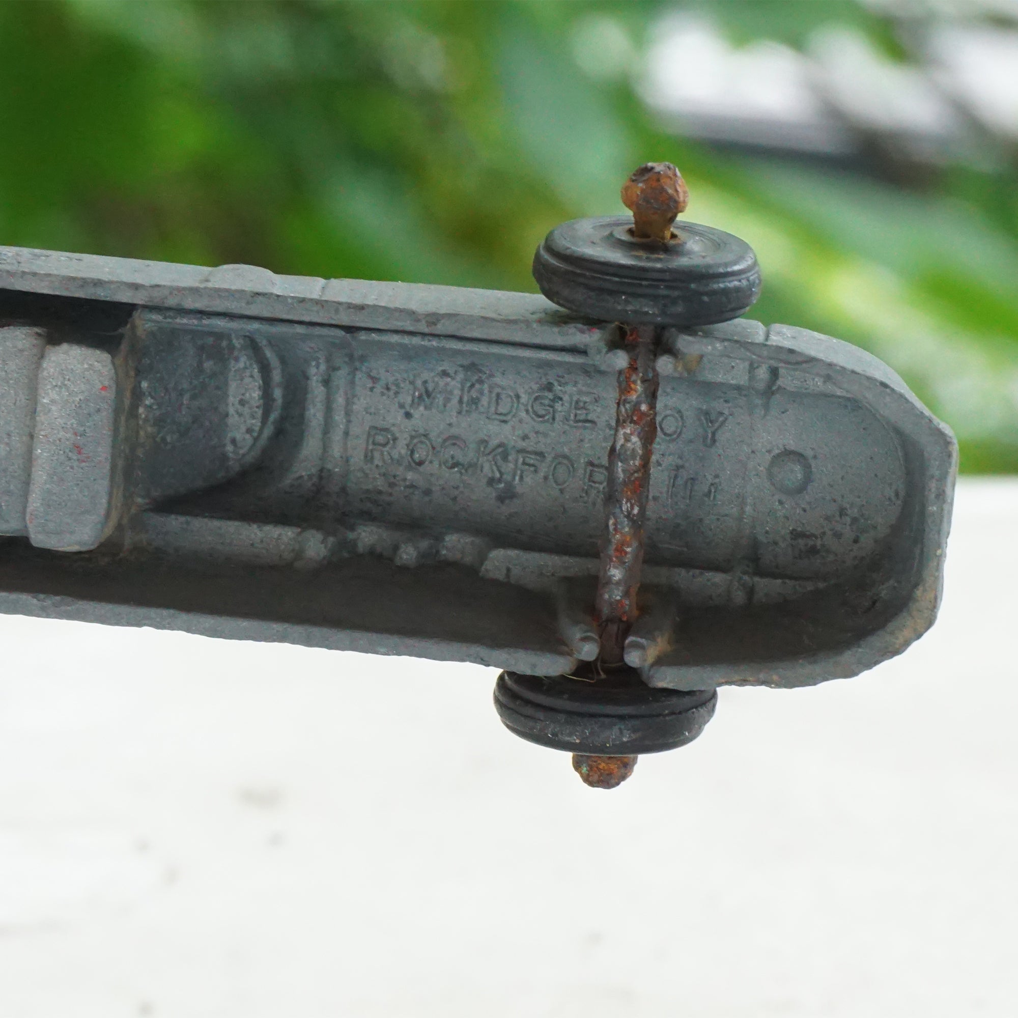 Vintage Diecast MIDGETOY Silver Old Toy Car. Made in Rockford, IL, U.S.A.