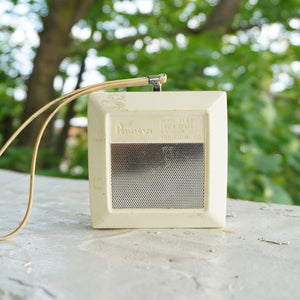 1960s Vintage PENNEYS Solid State Miniature AM Radio 1140. Made in Japan 501..