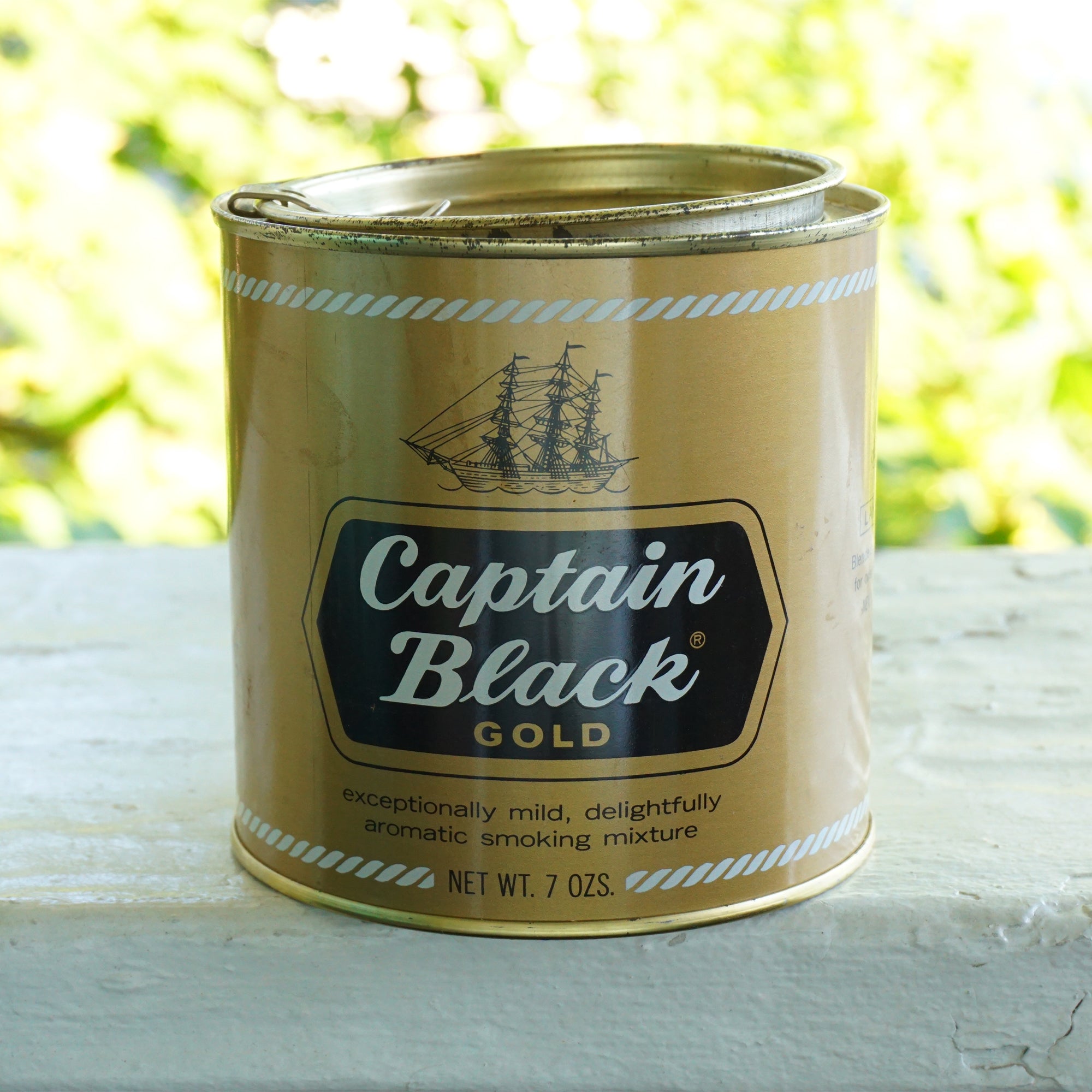 Vintage LANE LIMITED Captain Black Gold Smoking Mixture 7 OZ Tin Litho Can w/ Cover. Made in New York.