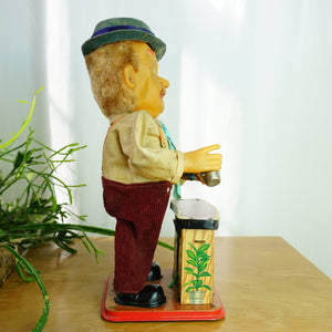 1950s Original Tin Litho TOYS NOMURA Charley Weaver Bartender Elsie Krack. Made in Japan.