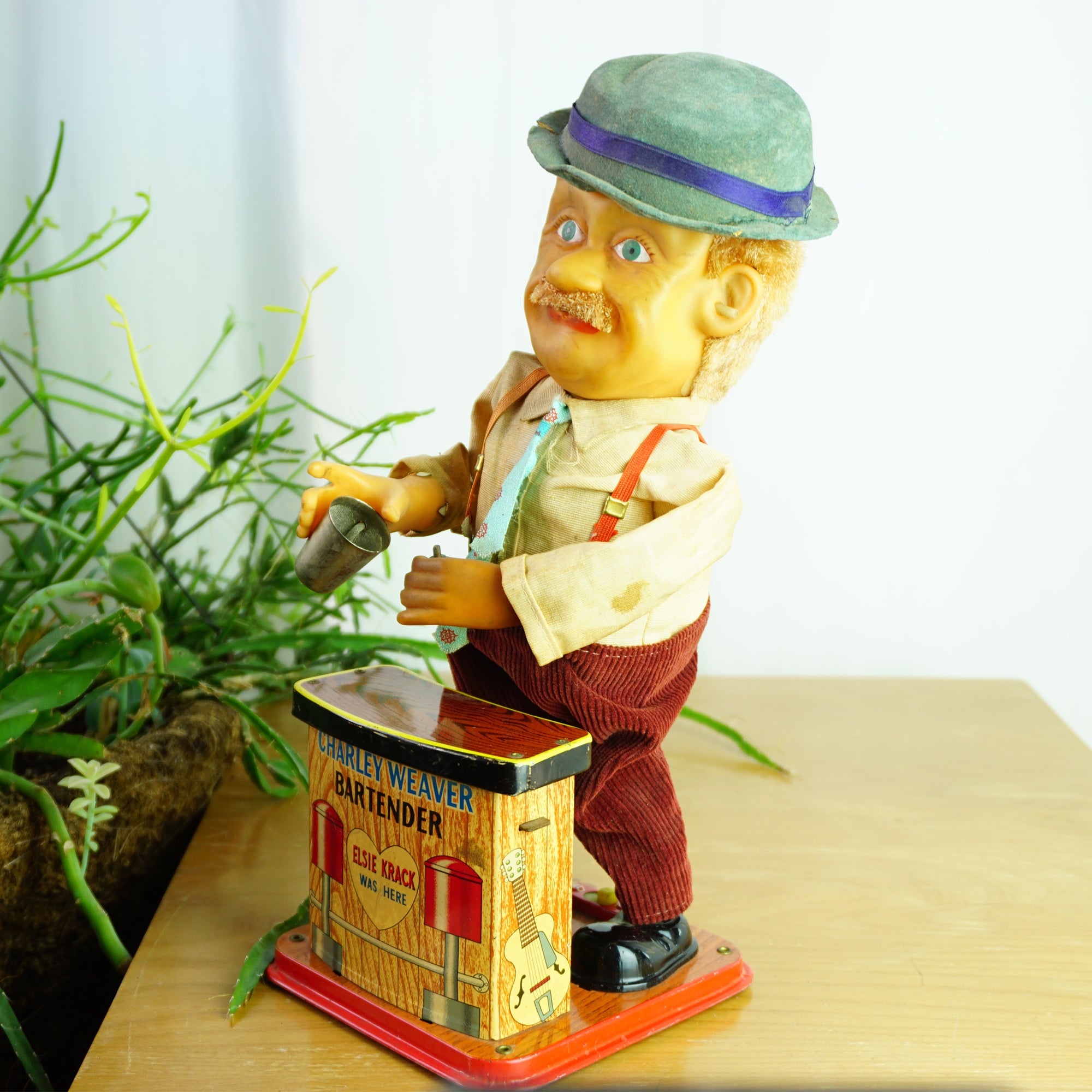 1950s Original Tin Litho TOYS NOMURA Charley Weaver Bartender Elsie Krack. Made in Japan.
