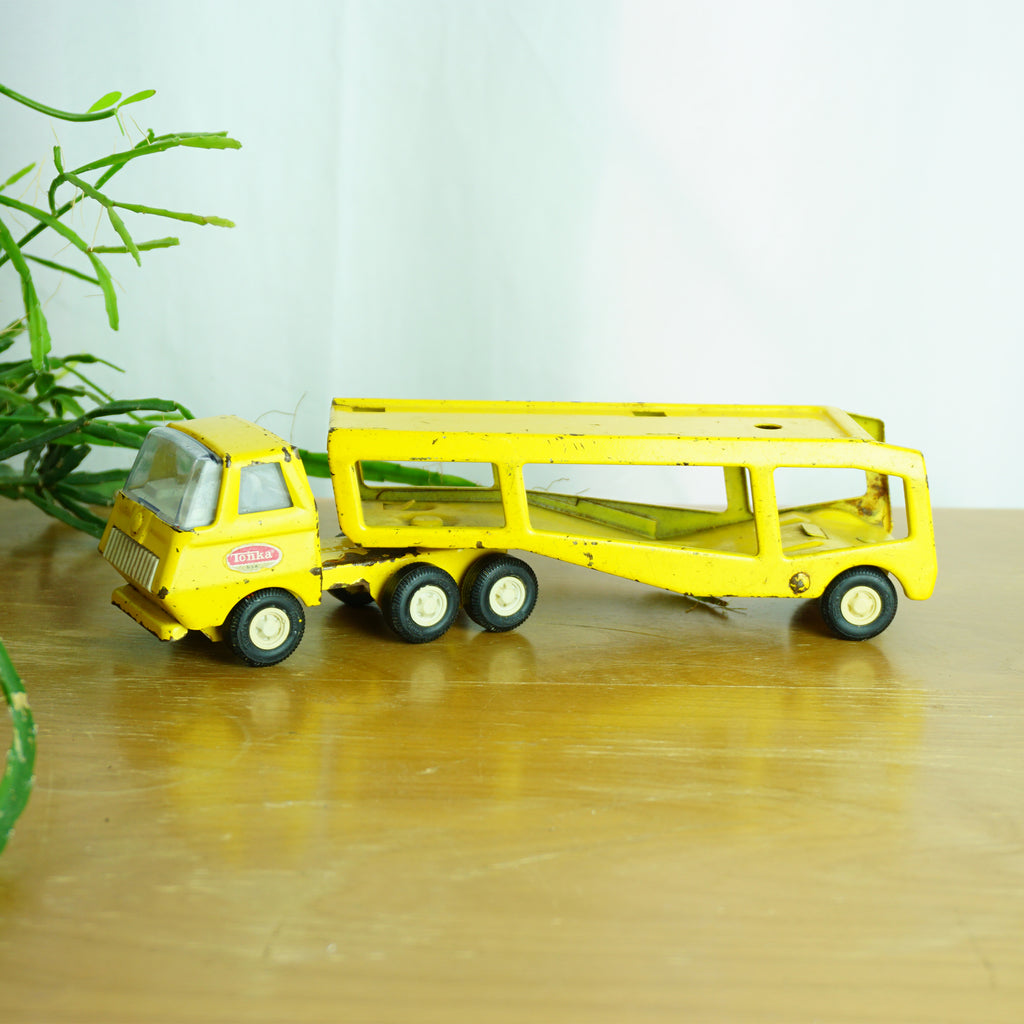 1976 Vintage 9" Diecast TONKA Yellow Semi Truck Cab and Car Carrier Transport Trailer