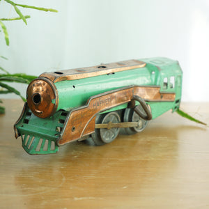 1930s Tin HAFNER O-Gauge Wind-up 1010 Locomotive Train. Green and Copper Colors.