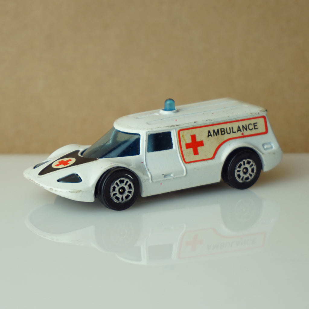 1976 Vintage Diecast CORGI JUNIOR'S Healer Wheeler Ambulance Emergency Vehicle. Made in Gt. Britain.