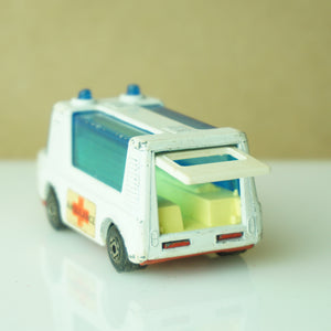 1971 Vintage Diecast MATCHBOX Superfast MB 64 Stretcha Fetcha Ambulance. Made in England by Lesney.