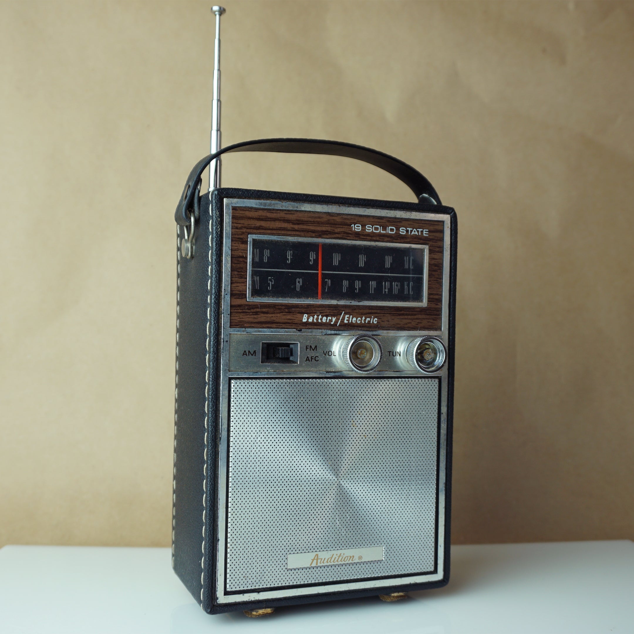 1960s Vintage AUDITION 19 Solid State Battery/Electric Radio w/ Black Leather Case