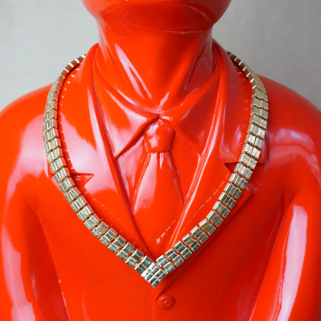 1980s Vintage Gold Toned V Shaped Choker Necklace