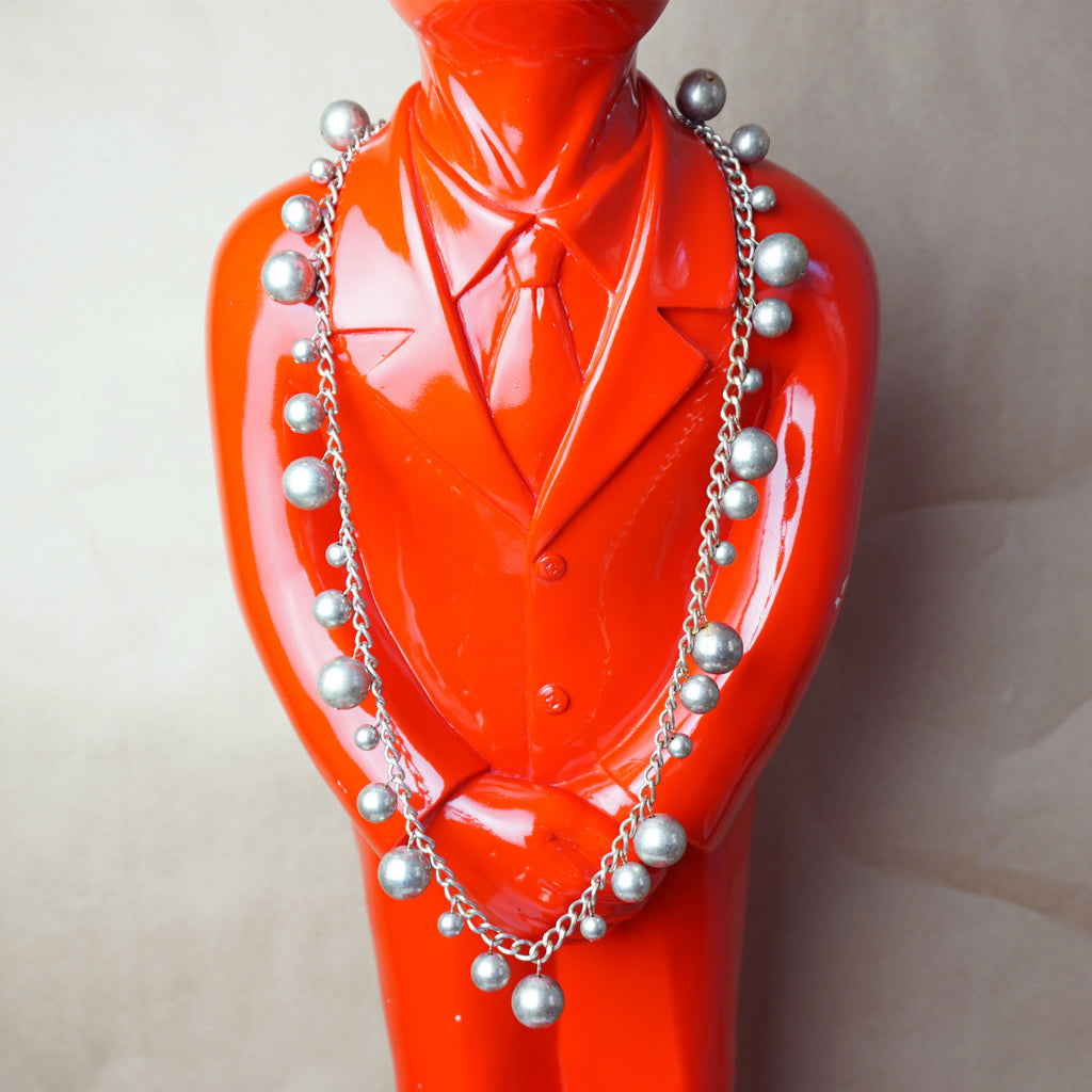 1980s Vintage Long Teardrop Beaded Silvertone Necklace
