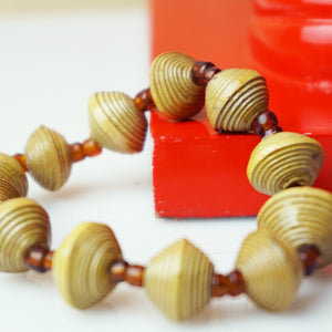 1980s Vintage Wood and Amber-look, Beaded Bracelet