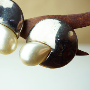 1980s Vintage Pearl Drop Silver Tone 1.5" Chunky Clip-on Earrings