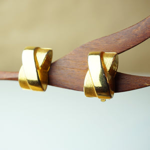 1980s Vintage Gold Tone 1" Chunky X-Shape Clip-on Earrings