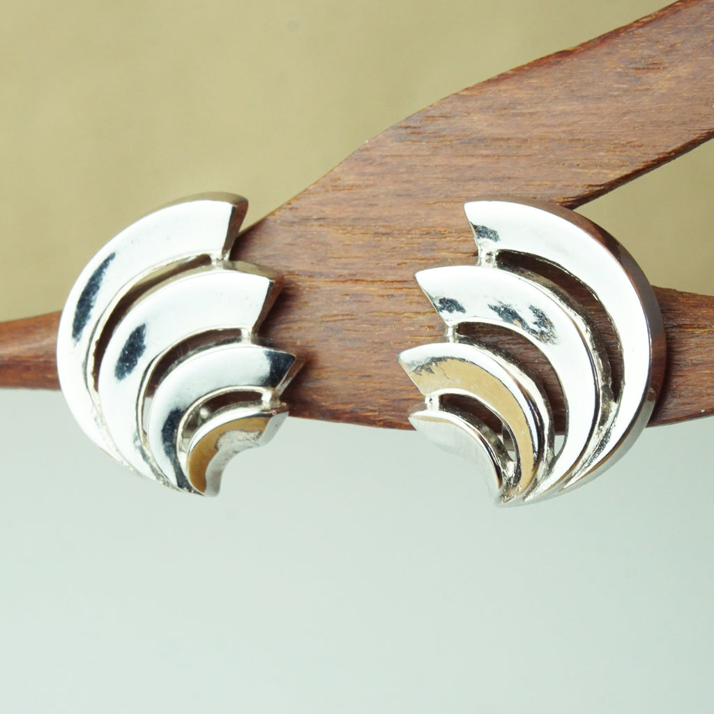1980s Vintage TRIFARI Art Deco Silver Tone Wave Clip-on Earrings