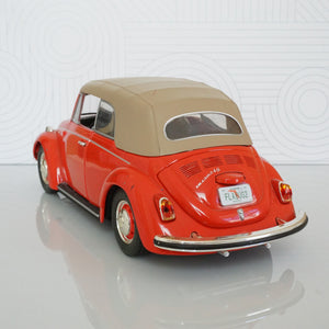 2001 Vintage Diecast REVELL Metal VW 1302 LS Kafer Cabrio Toy Car. 1:18