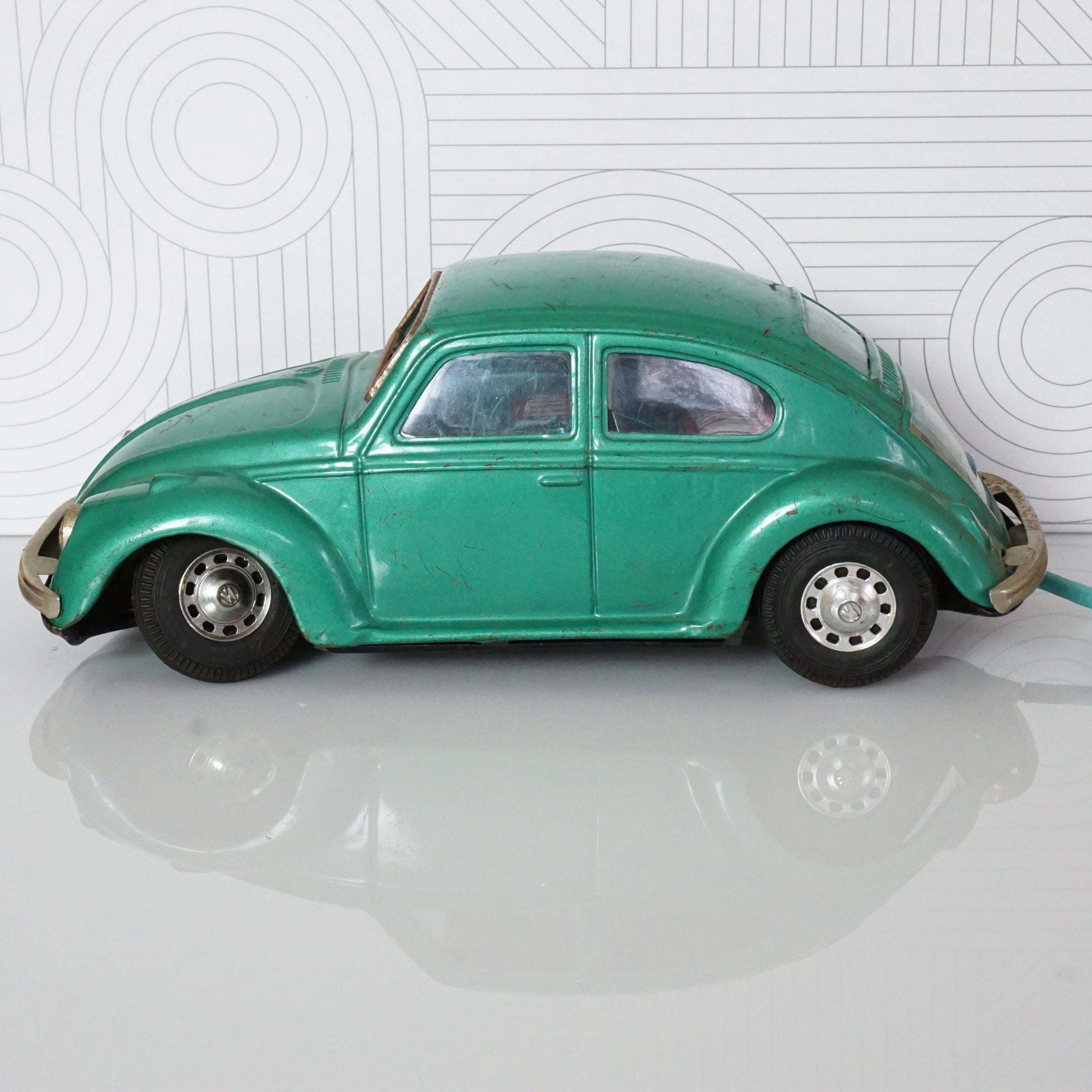 1960s Vintage BANDAI Volkswagen RC Green Beetle. Working Visible Engine. Japan.