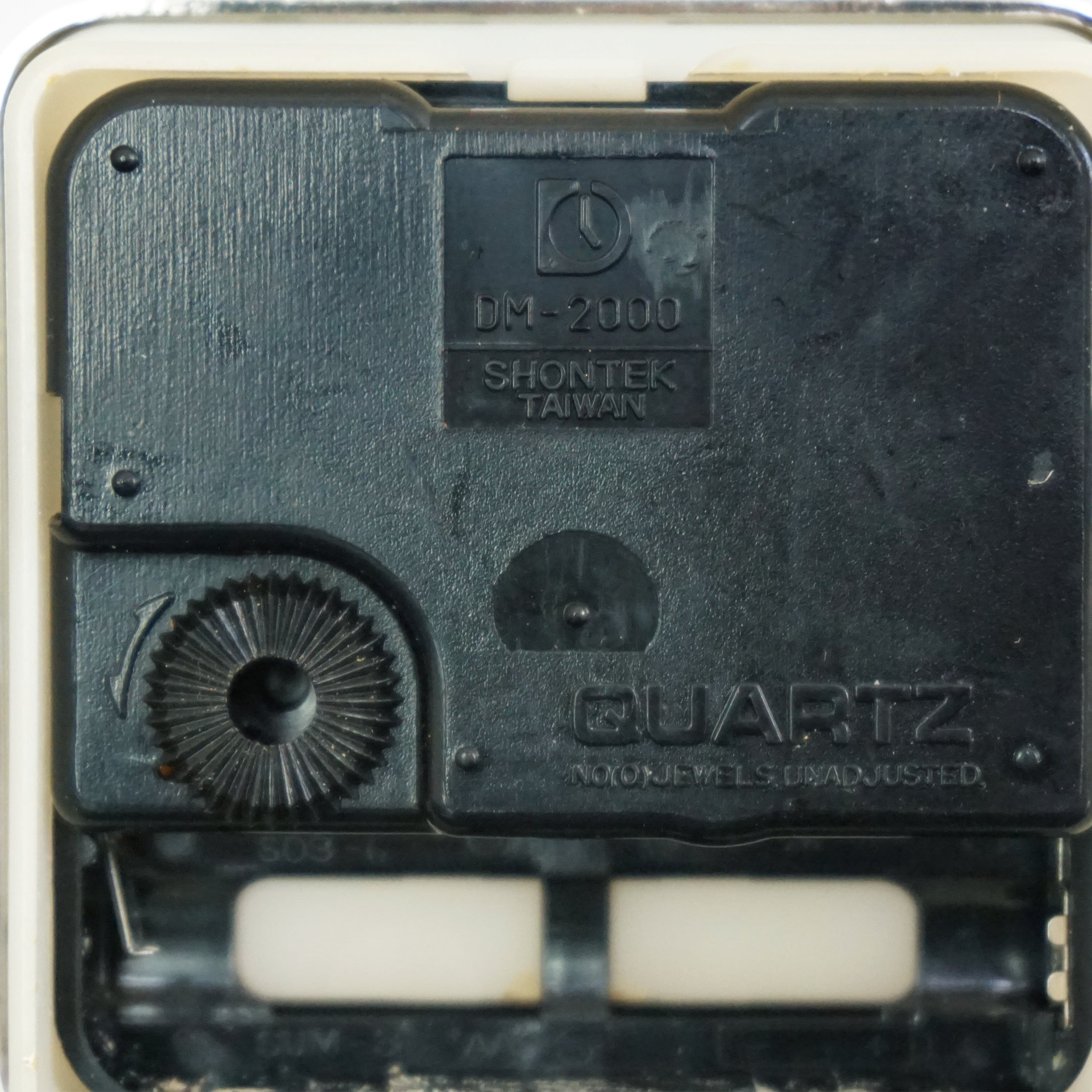 Quartz Clock Computer Vintage QUARTZ Crystal Frame and Backing Desktop SHONTEK Clock ...