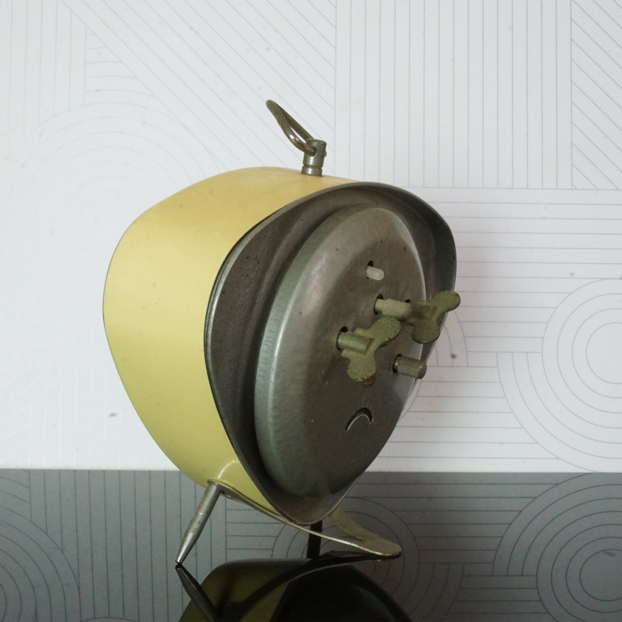 1991 Vintage Retro HONEX Cleve OH Desktop Wind-up Alarm Clock