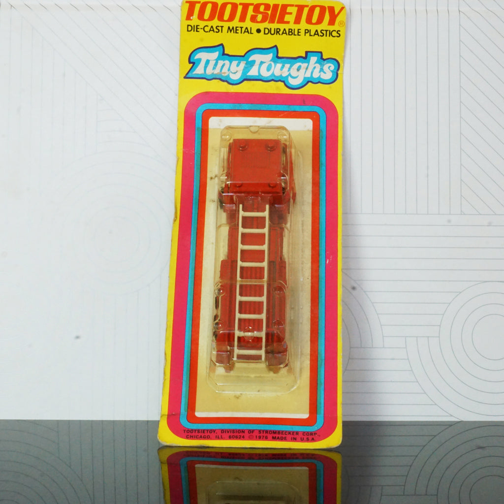 1976 Vintage Diecast TOOTSIETOY Tiny Toughs Road Kings 2303 Fire Truck Toy NIB