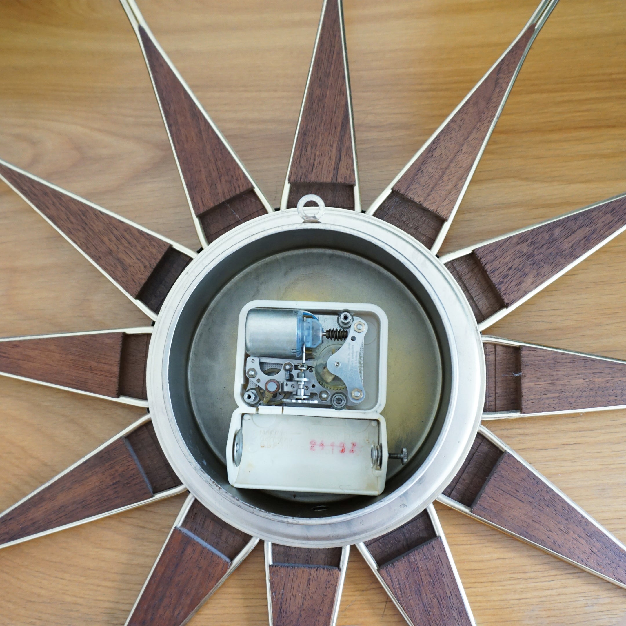 Mid-Century ELGIN Sunburst Wall 26" Clock. Made in Germany, Original Mechanism.