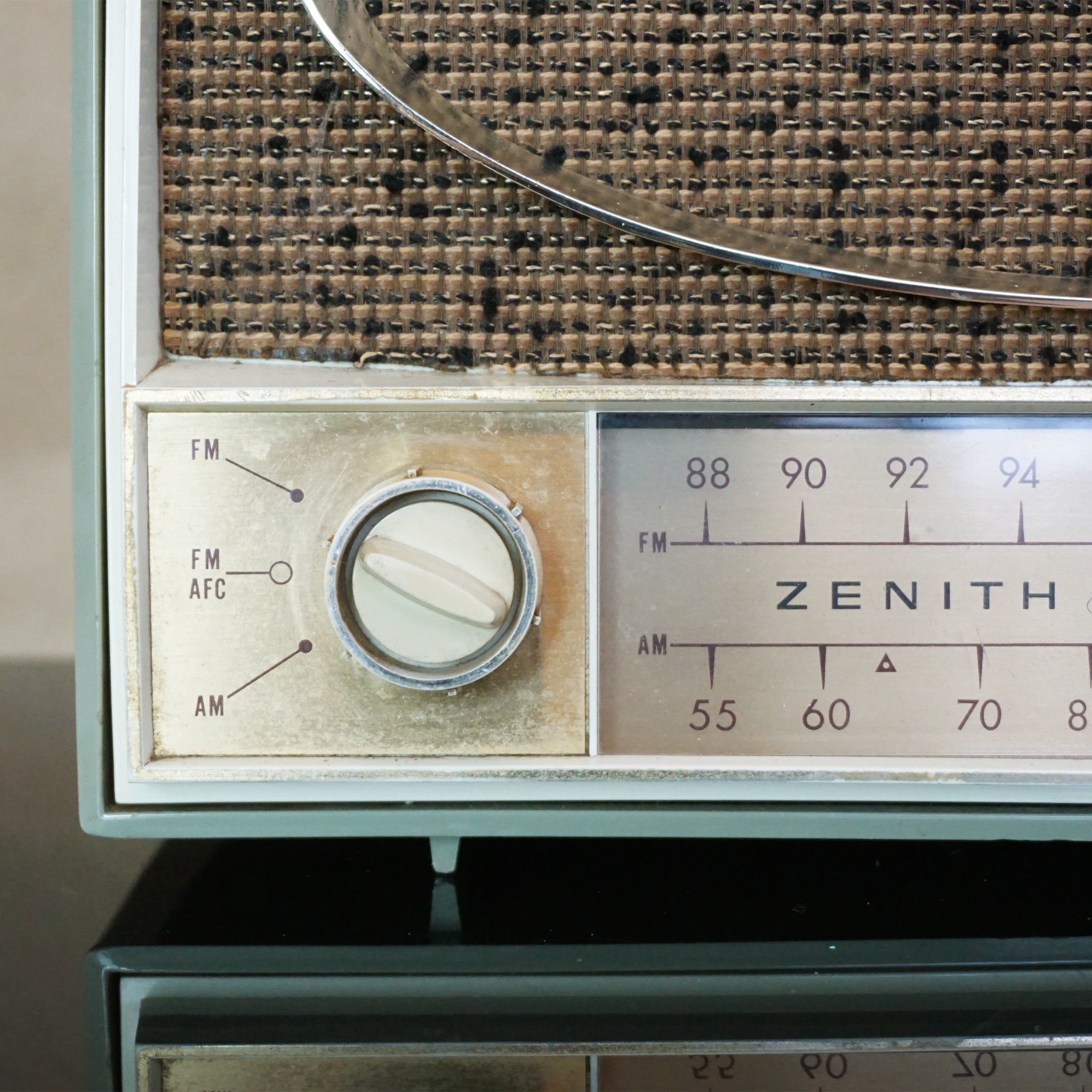 1959 Vintage ZENITH C725 AM FM Automatic Frequency Control Mint Radio