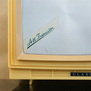 1960s Vintage Classic YS-60 TV Custom Built AM All Transistor Radio. Japan.