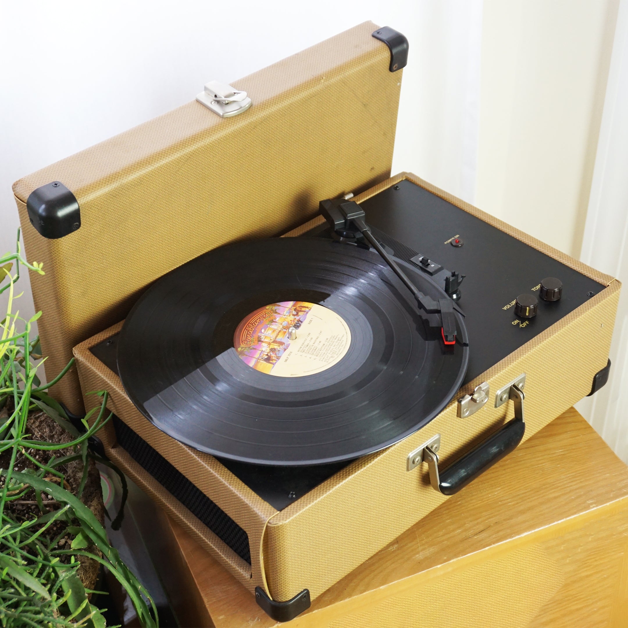2000s Vintage CROSLEY Model: CR49-TW Tan Suitcase Turntable / Record Player