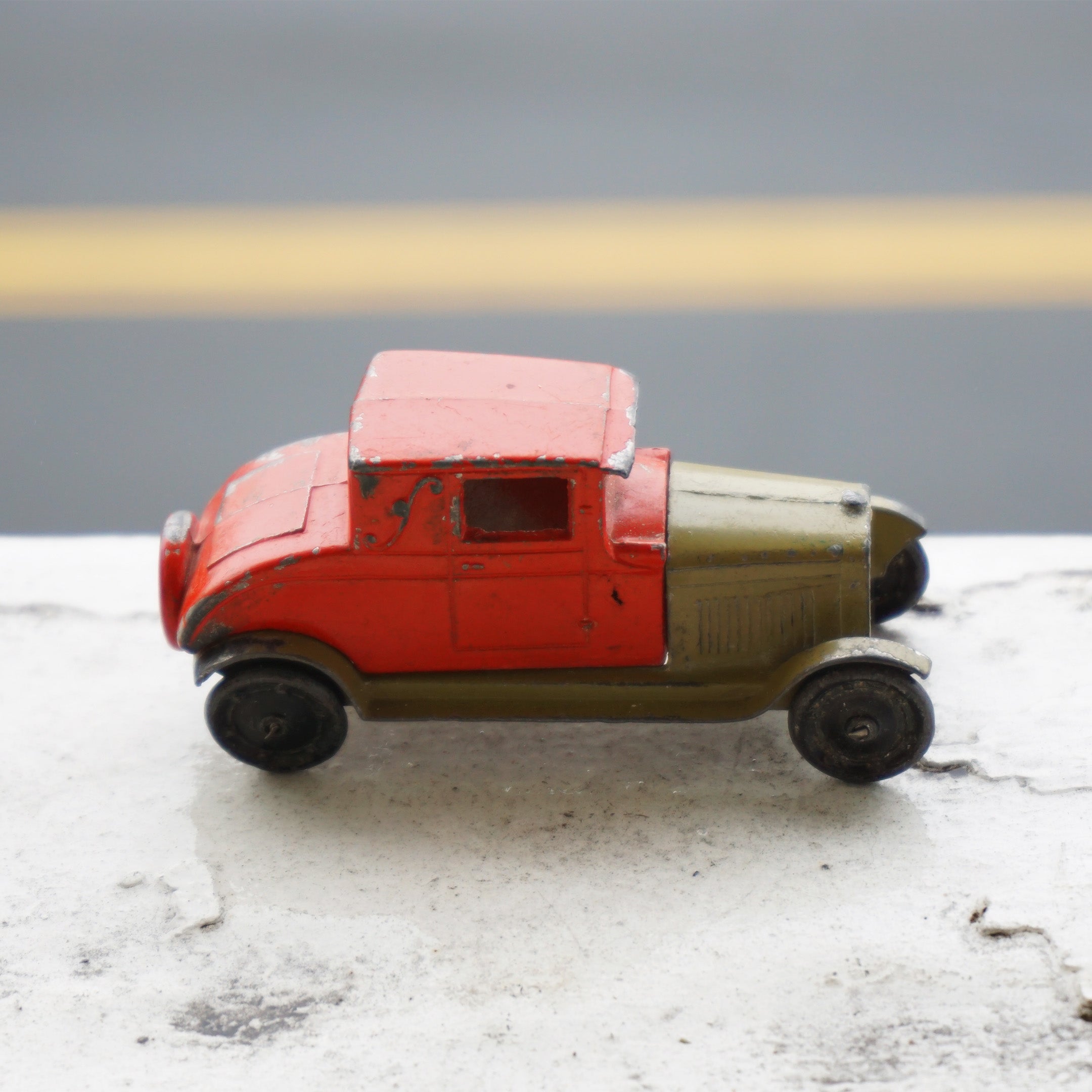1927 Vintage Diecast TOOTSIETOY Red and Gold Oldsmobile Coupe Toy Car