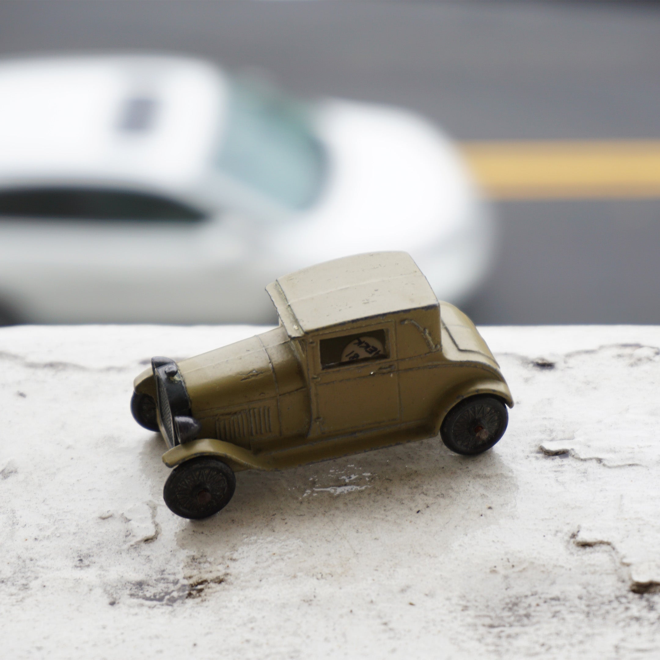 1928 Antique Diecast TOOTSIETOY Model A Coupe Toy Car