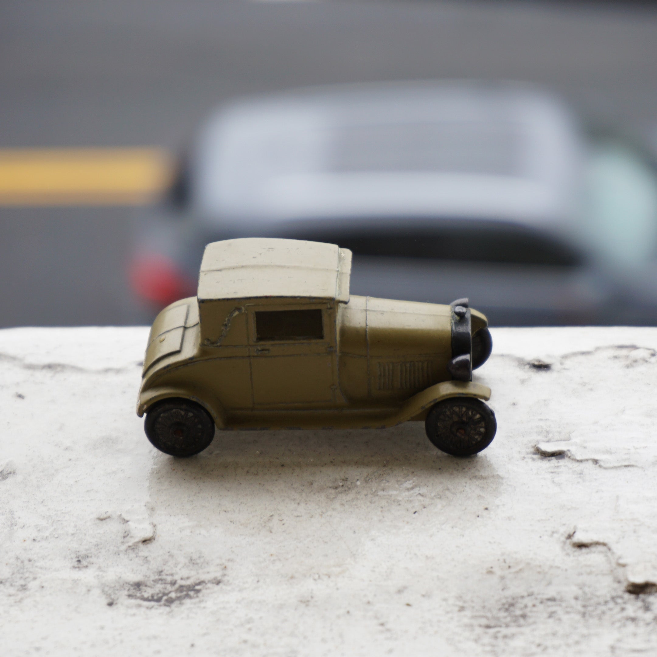 1928 Antique Diecast TOOTSIETOY Model A Coupe Toy Car