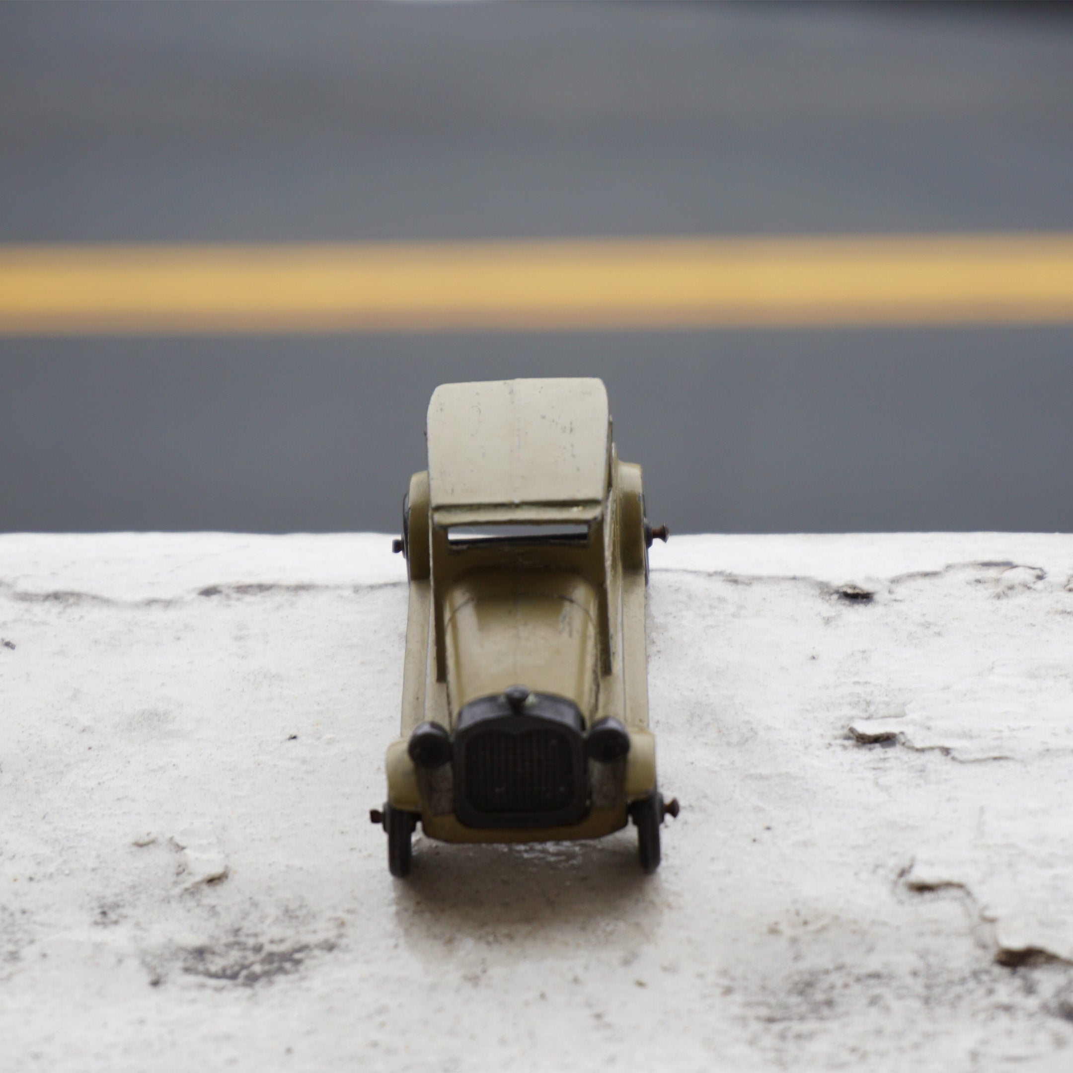 1928 Antique Diecast TOOTSIETOY Model A Coupe Toy Car