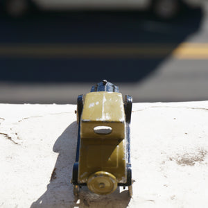 1927 Antique Diecast TOOTSIETOY GM Series Buick Coupe Toy Car. No. 6002