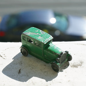 1929 Antique Diecast TOOTSIETOY Model A Sedan Green Model Toy Car. No. 6665
